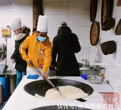 七國友人走進(jìn)四川 沉浸體驗(yàn)天府文化，共繪交流合作新篇章